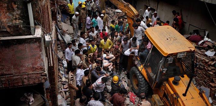 building collapse in inderlok delhi